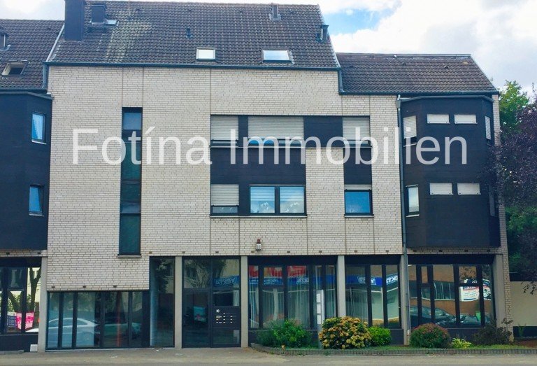 Front M�nchengladbach B�rofl�che Gewerbeobjekt mit 6 Stellpl�tzen in einer gut frequentierter Lage!