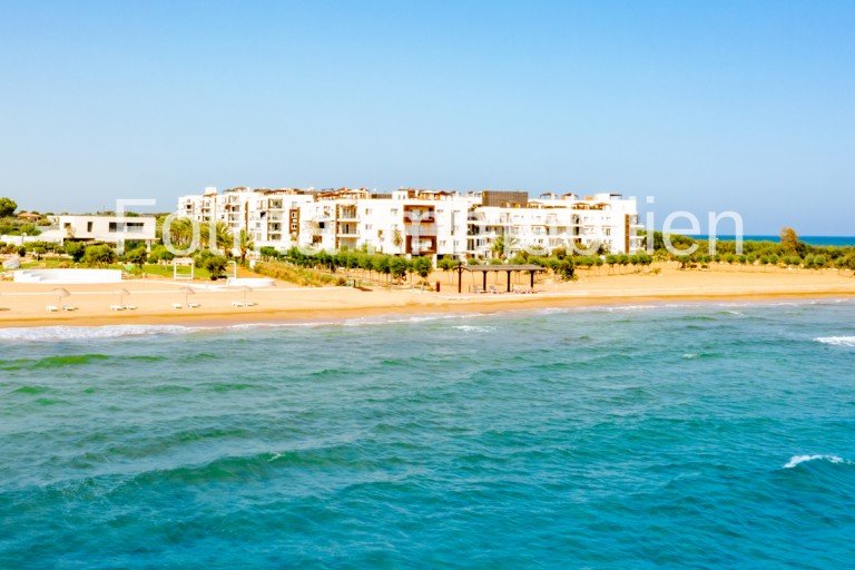 1 Bafra, Iskele - Famagusta Etagenwohnung TOP 3+1 Apartments mit Privat Pool und Meerblick direkt am Sandstrand und SPA-RELAX!