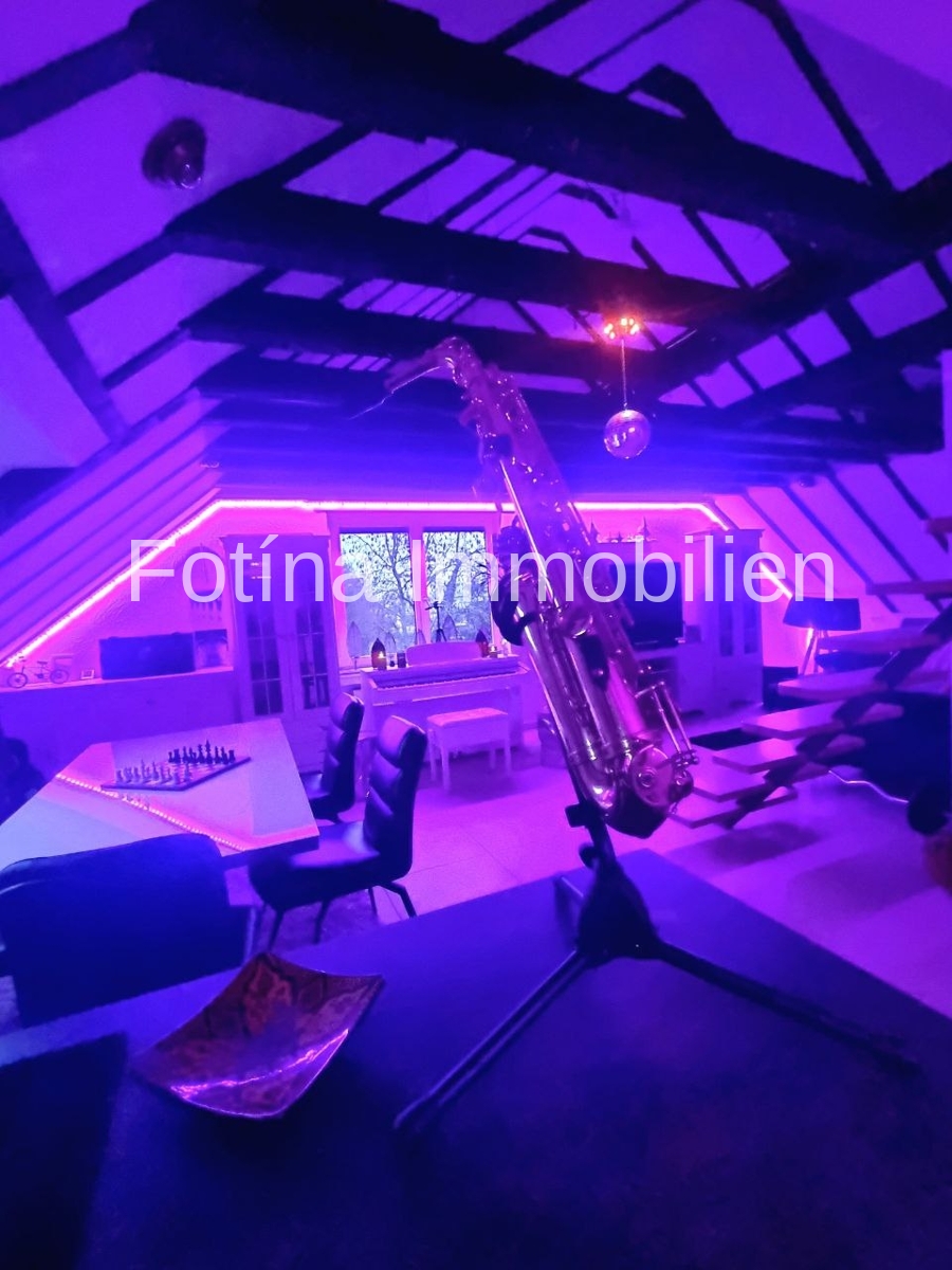 9 Dachgeschosswohnung M�nchengladbach