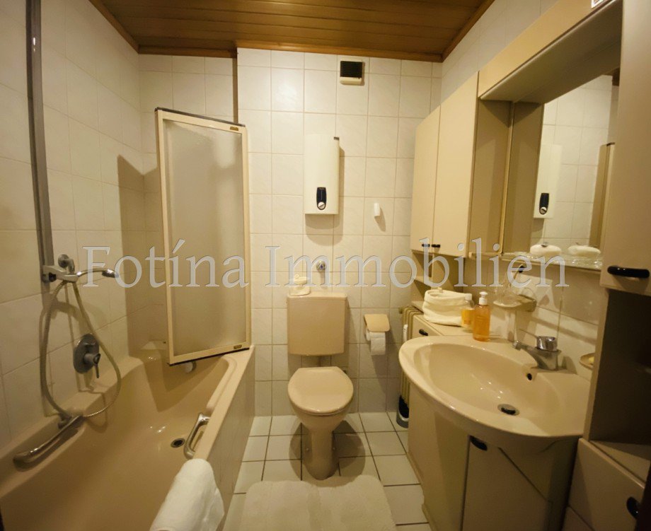 Bad Erdgeschosswohnung M�nchengladbach / Odenkirchen