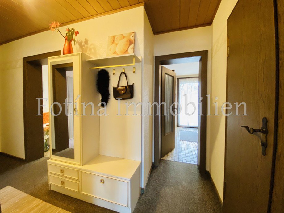 Diele Erdgeschosswohnung M�nchengladbach / Odenkirchen