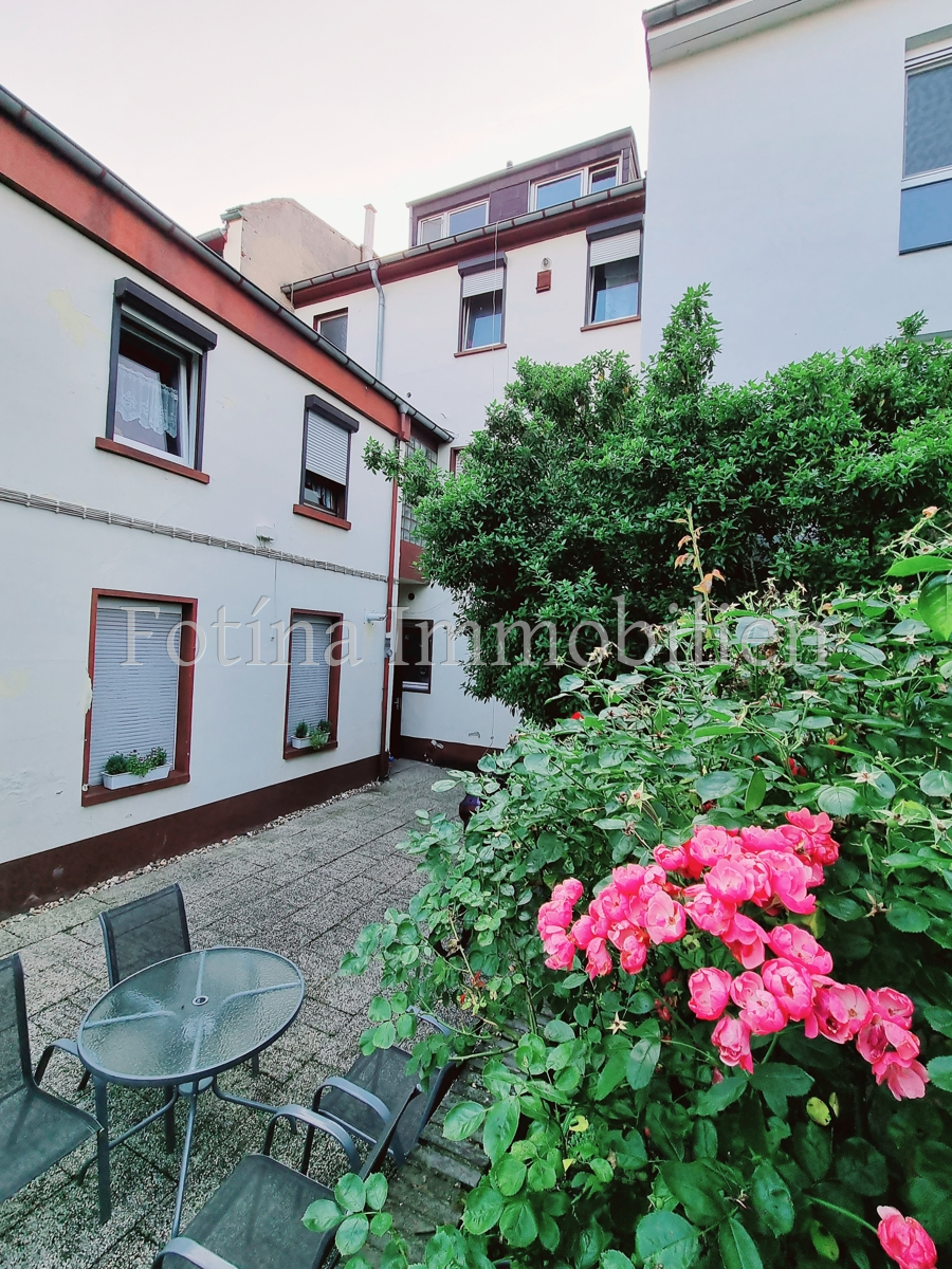 Haus von hinten / Innenhof Mehrfamilienhaus Viersen / D�lken