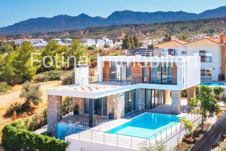  Esentepe, Kyrenia - Kyrenia Villa Exzellente, bezugsfertige Luxus-Villa gegen�ber Golfclub und Strand in erstklassiger Community!