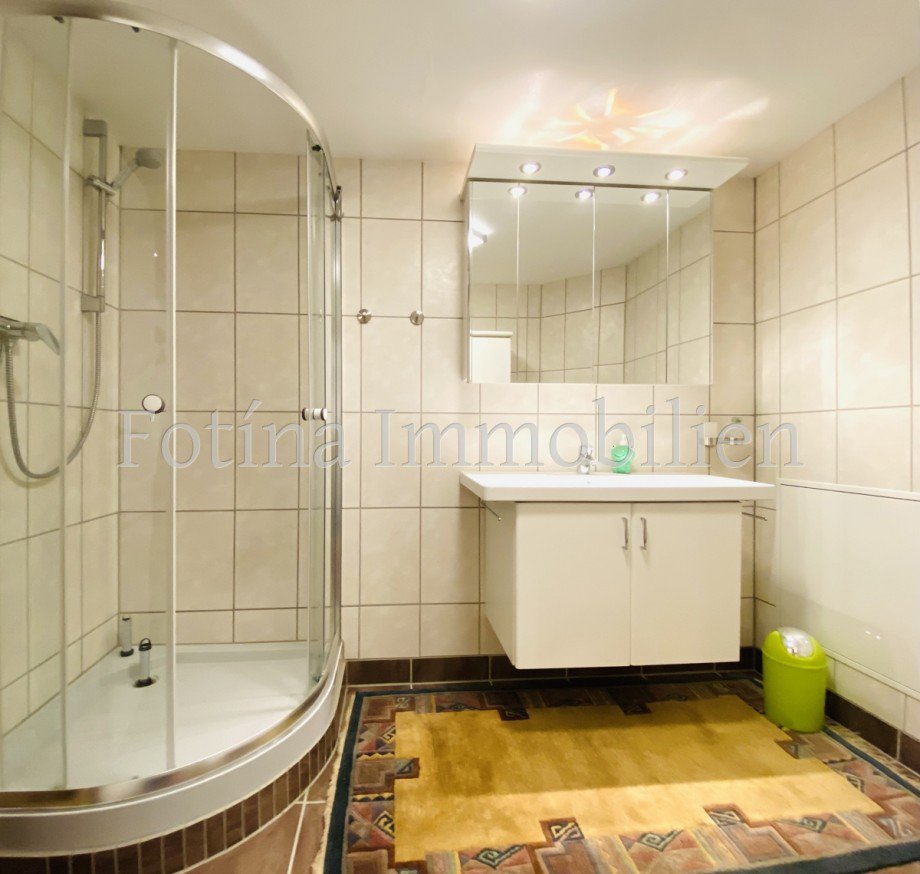 Duschbad Untergeschoss Einfamilienhaus M�nchengladbach / Schrievers