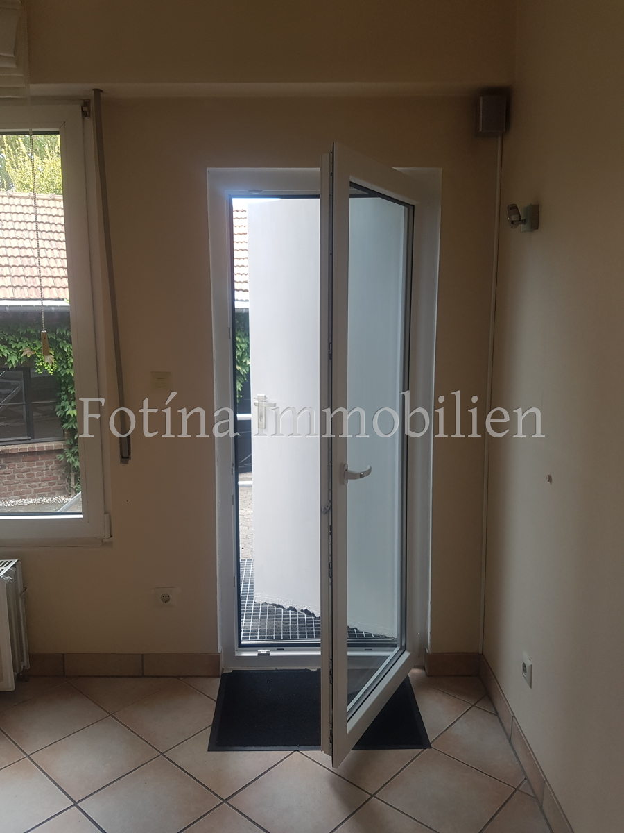 T�r Mehrfamilienhaus M�nchengladbach