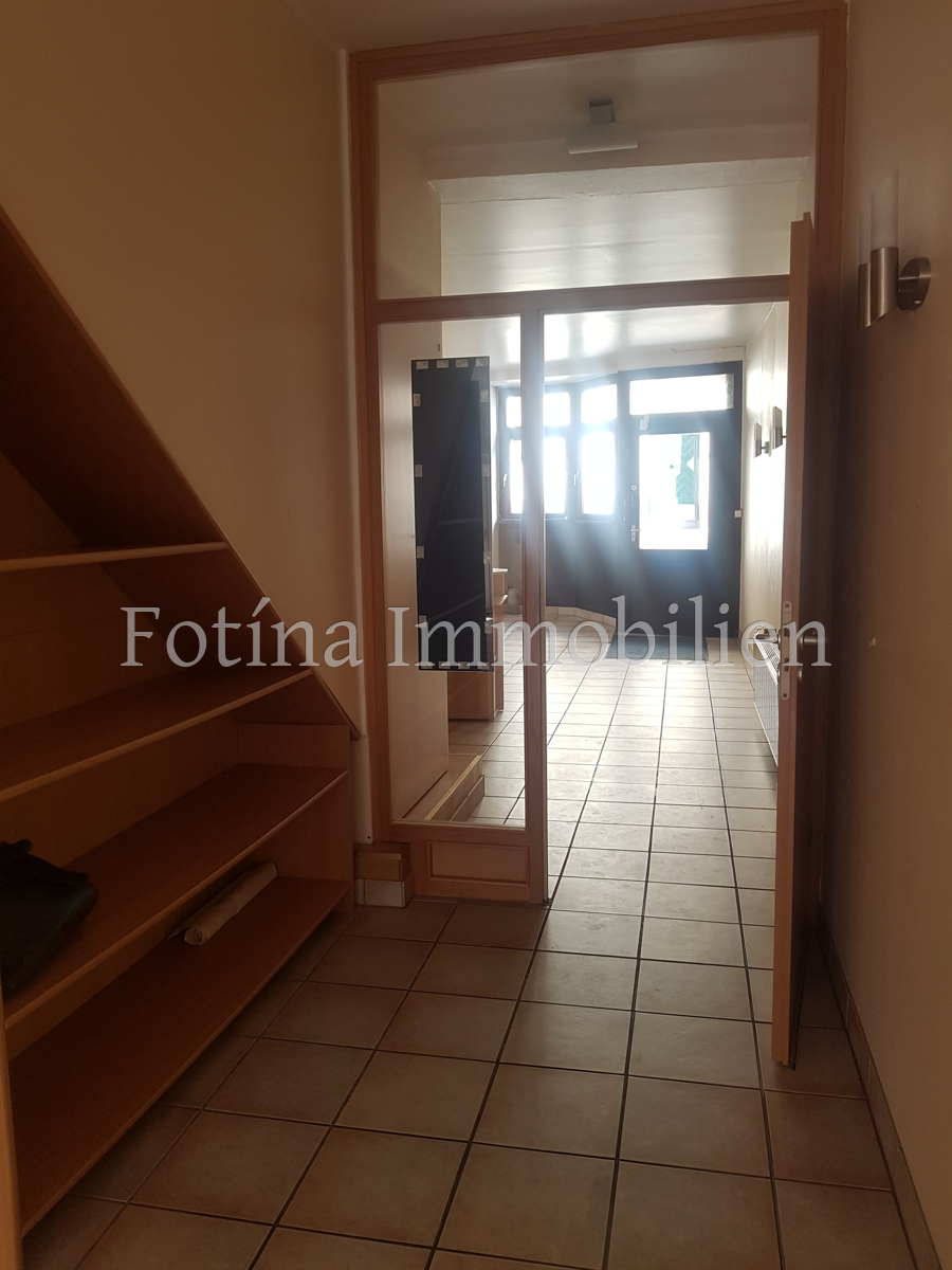 Empfangsraum im EG Mehrfamilienhaus M�nchengladbach