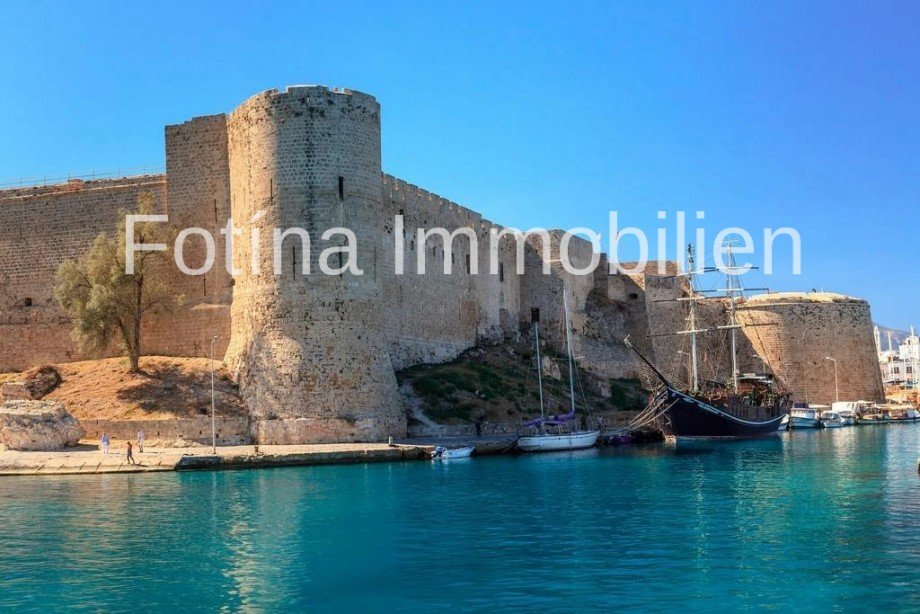 18 Villa Girne