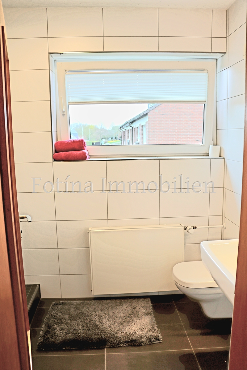 Badezimmer OG Reihenhaus M�nchengladbach