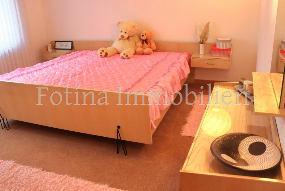 Schlafzimmer 1 im OG Reihenhaus M�nchengladbach