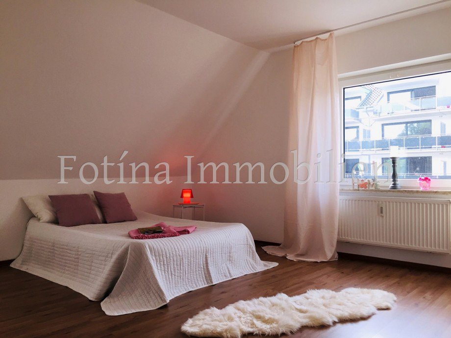 Schlafen Maisonettewohnung M�nchengladbach / Schm�lderpark