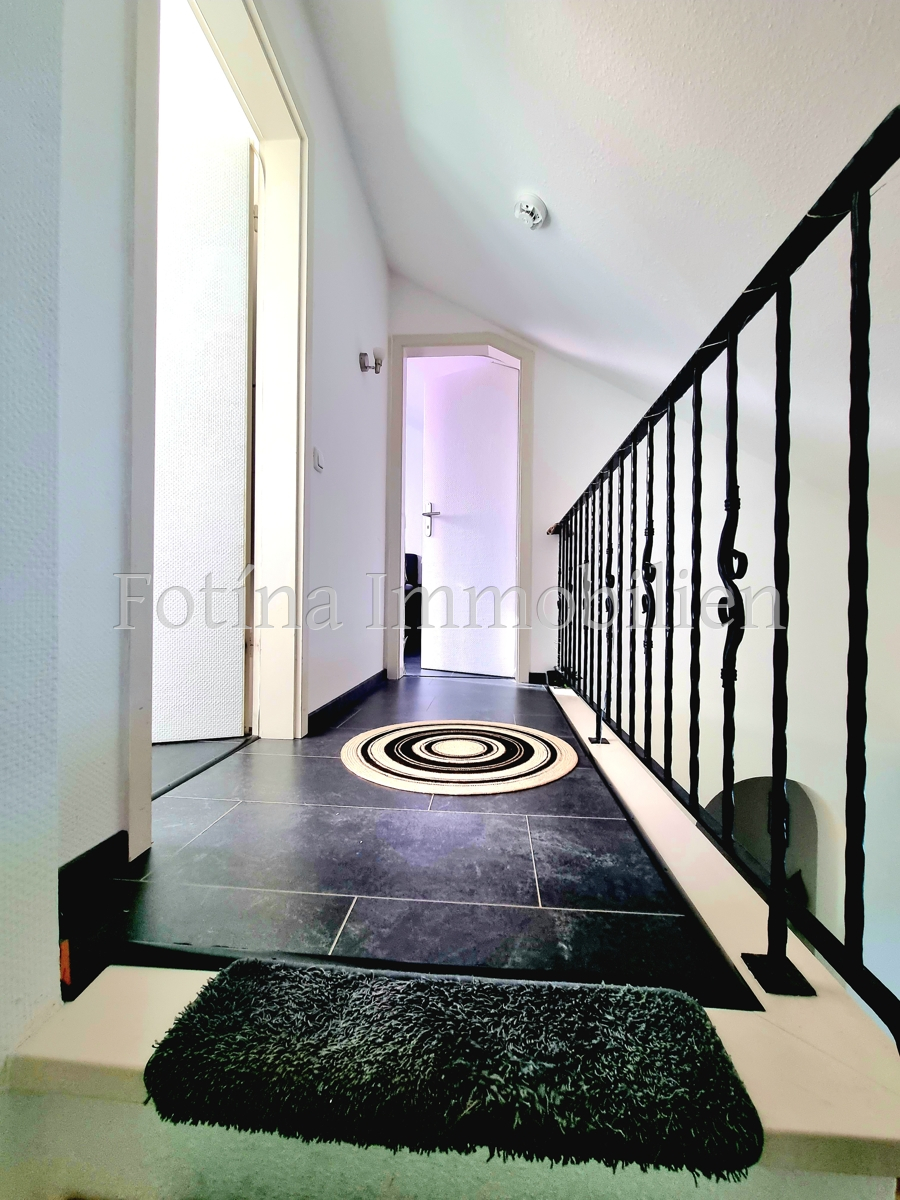 OG Flur Maisonettewohnung M�nchengladbach / Schrievers