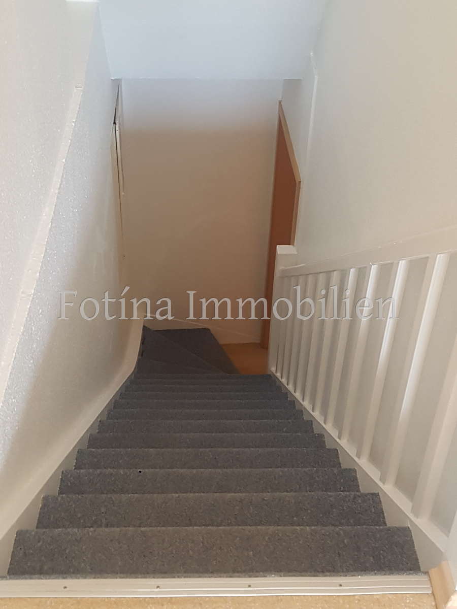 Innentreppe Mehrfamilienhaus M�nchengladbach