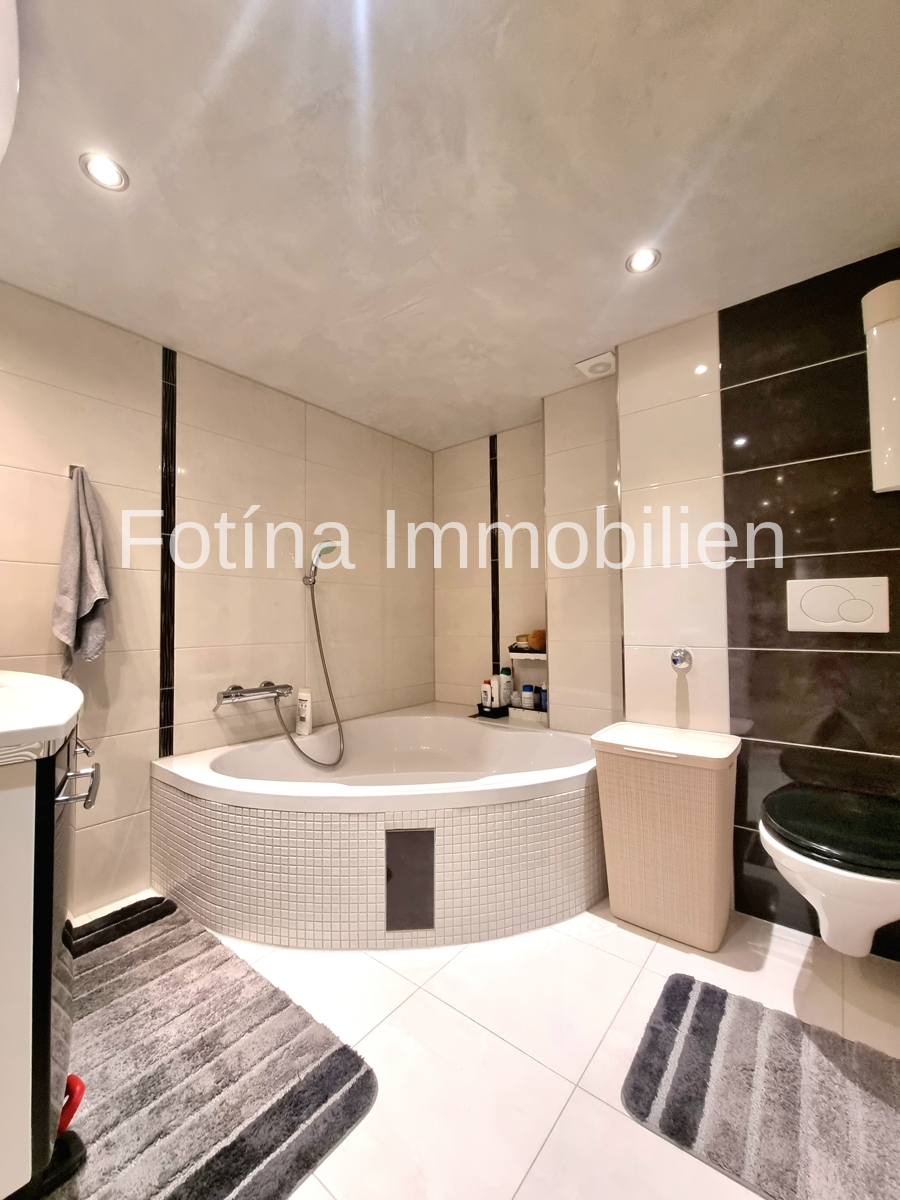18 Etagenwohnung M�nchengladbach