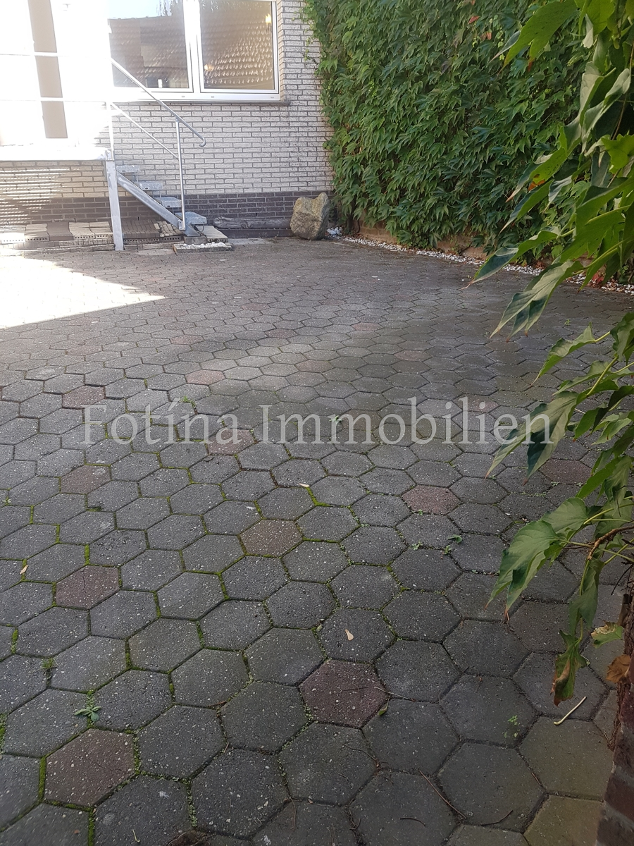 Innenhof Mehrfamilienhaus M�nchengladbach