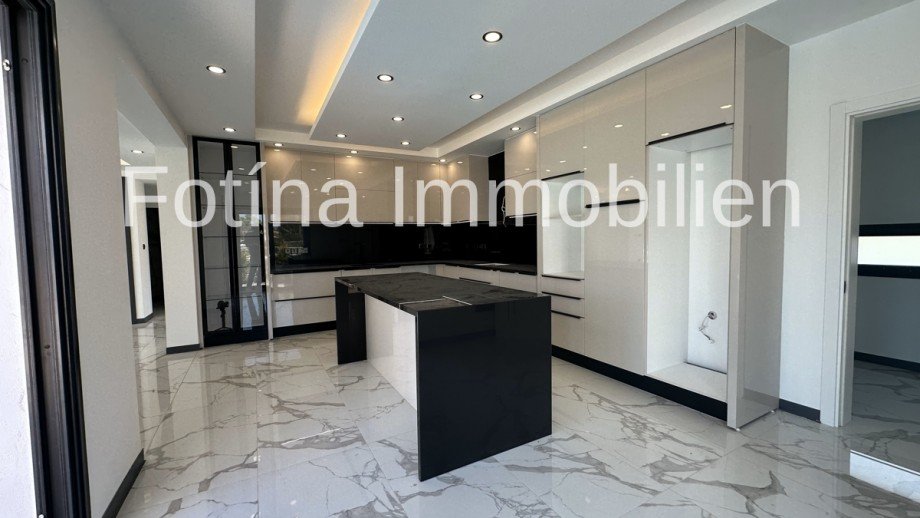  Villa Karsiyaka, Girne