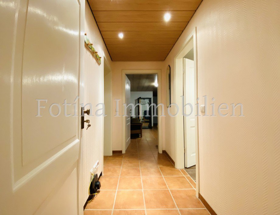 Flur Untergeschoss Einfamilienhaus M�nchengladbach / Schrievers