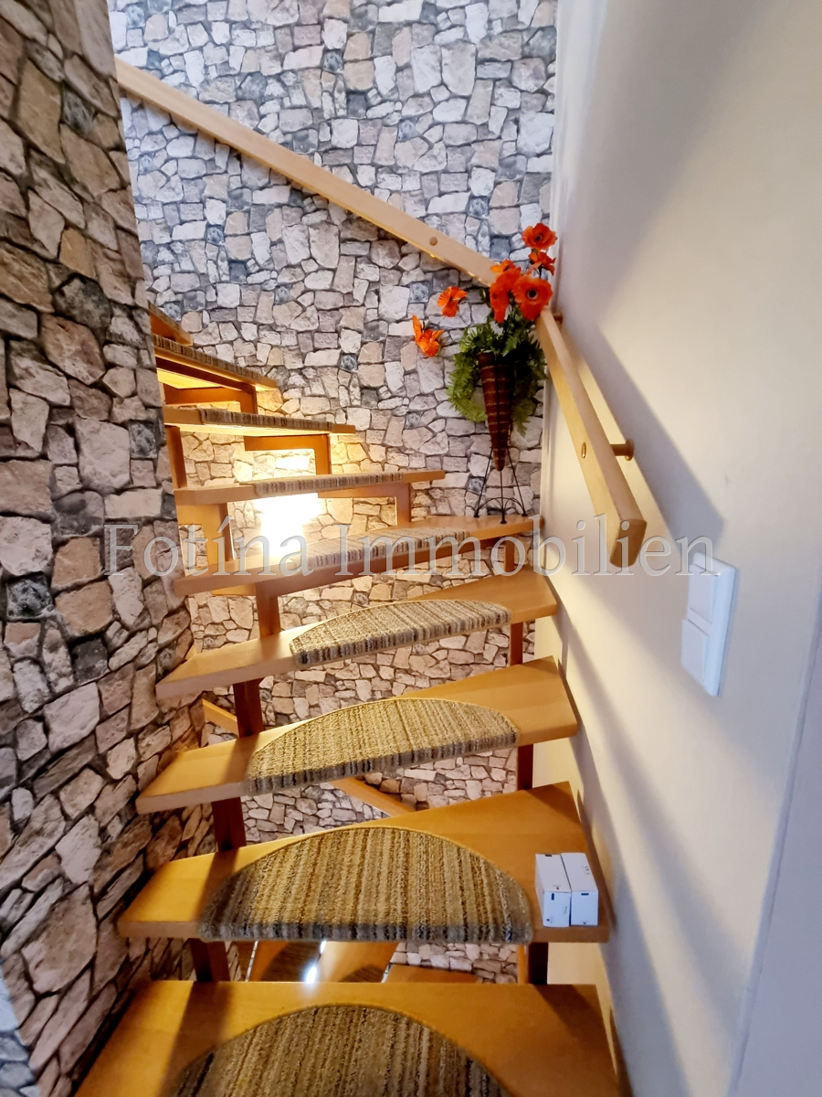 Innentreppe Reihenmittelhaus M�nchengladbach