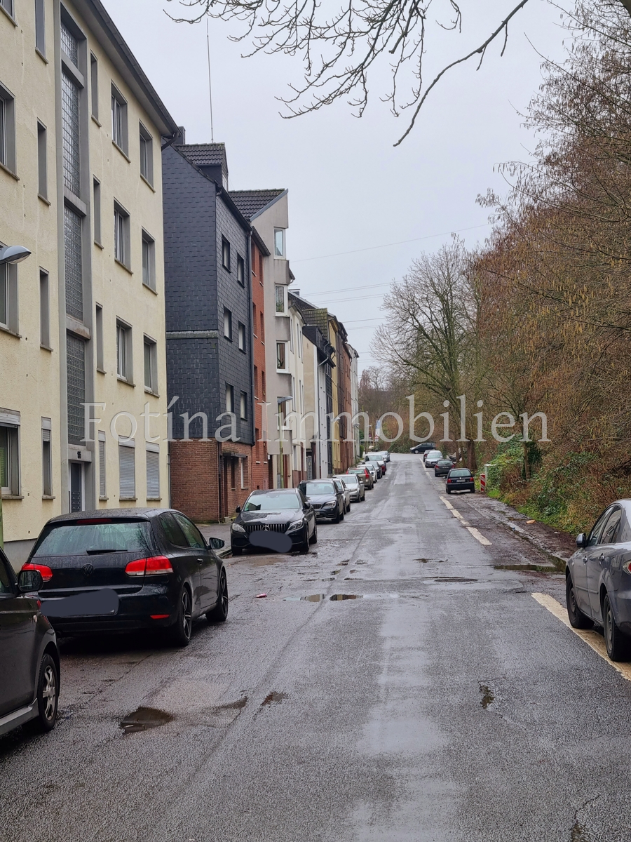 Vorderseite Wohngrundst�ck Essen / Stoppenberg