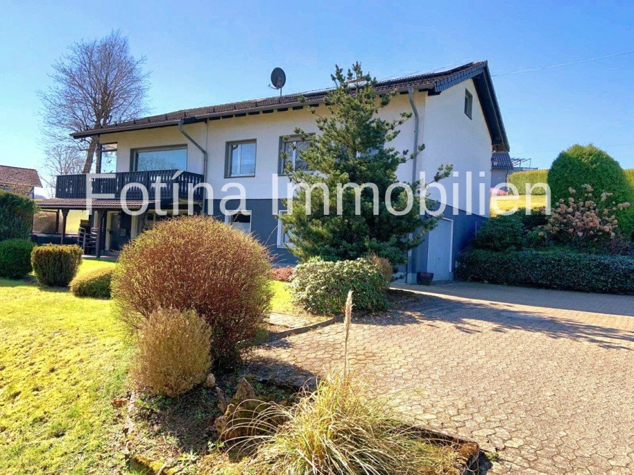 1 Zweifamilienhaus Wipperf�rth