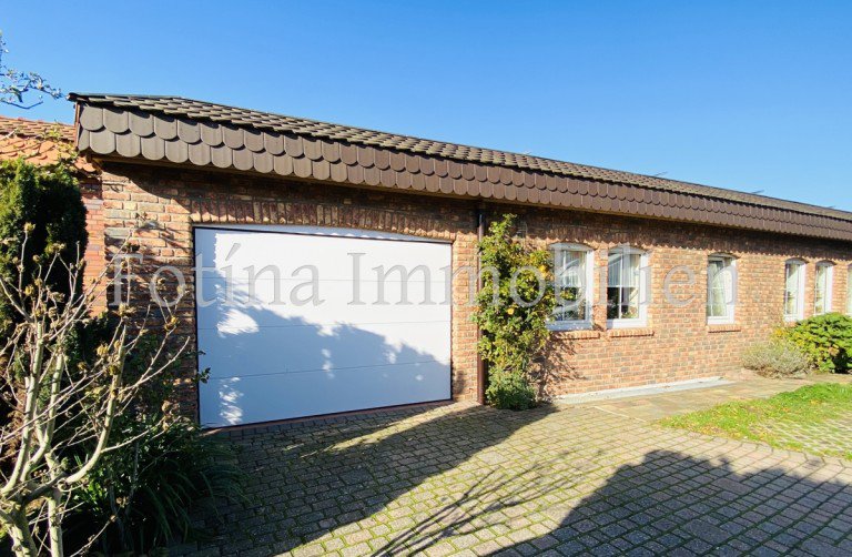 Garage und Stellpl�tze M�nchengladbach / Schrievers Einfamilienhaus Ger�umiger Bungalow in beliebter Lage mit wohnlicher Zusatzfl�che!