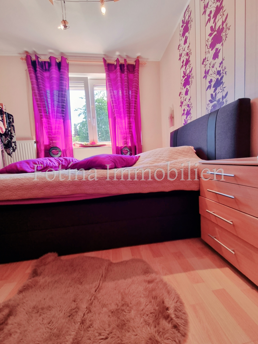 1.Schlafzimmer OG Reihenmittelhaus M�nchengladbach