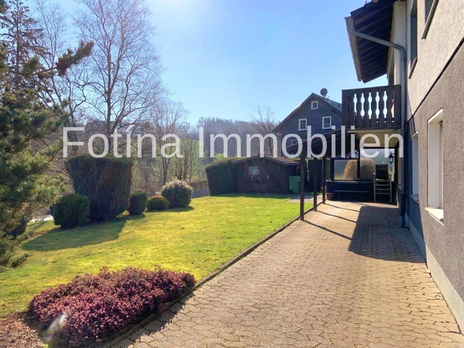 7 Zweifamilienhaus Wipperf�rth