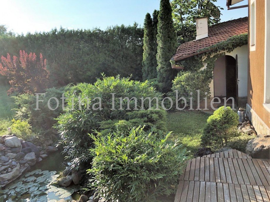 Willkommen im Paradies.png Villa Karlovo