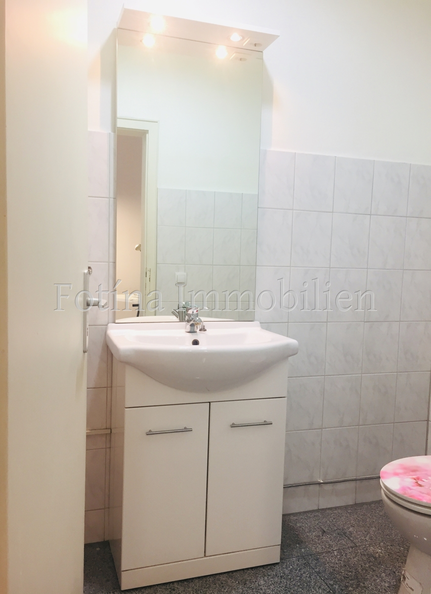 WC Ladenlokal M�nchengladbach