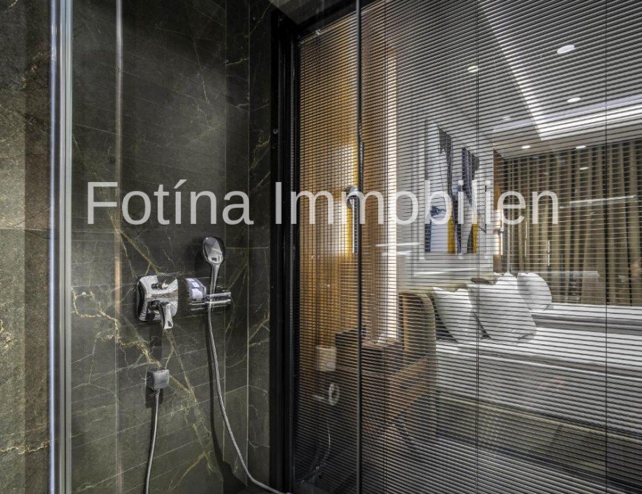 17 Etagenwohnung Long Beach, Iskele