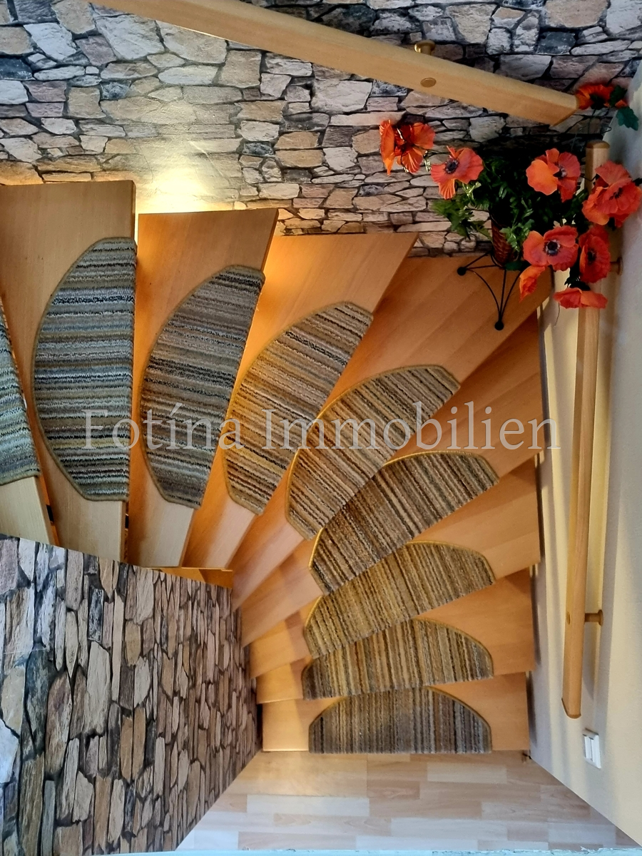 Innentreppe Reihenmittelhaus M�nchengladbach