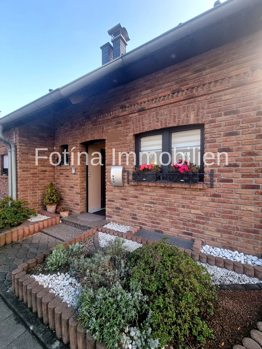2 Einfamilienhaus Niederkassel