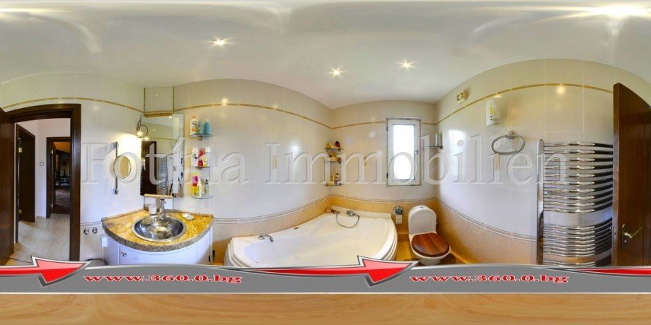 Panorama.8.png Villa Karlovo