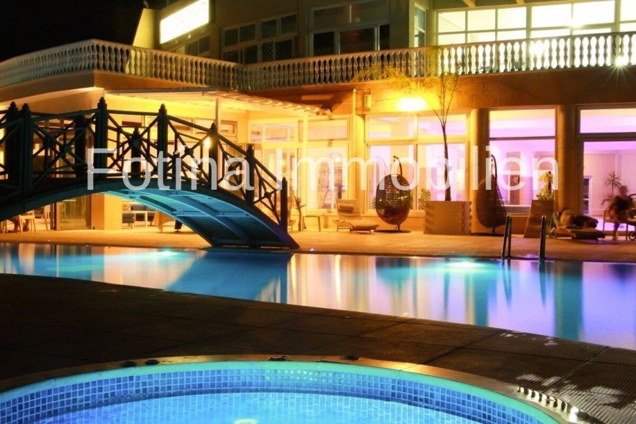 3 Etagenwohnung Long Beach Iskele