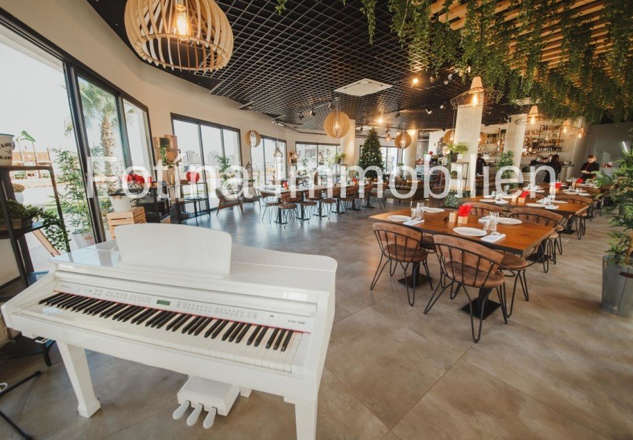 7 Etagenwohnung Long Beach Iskele