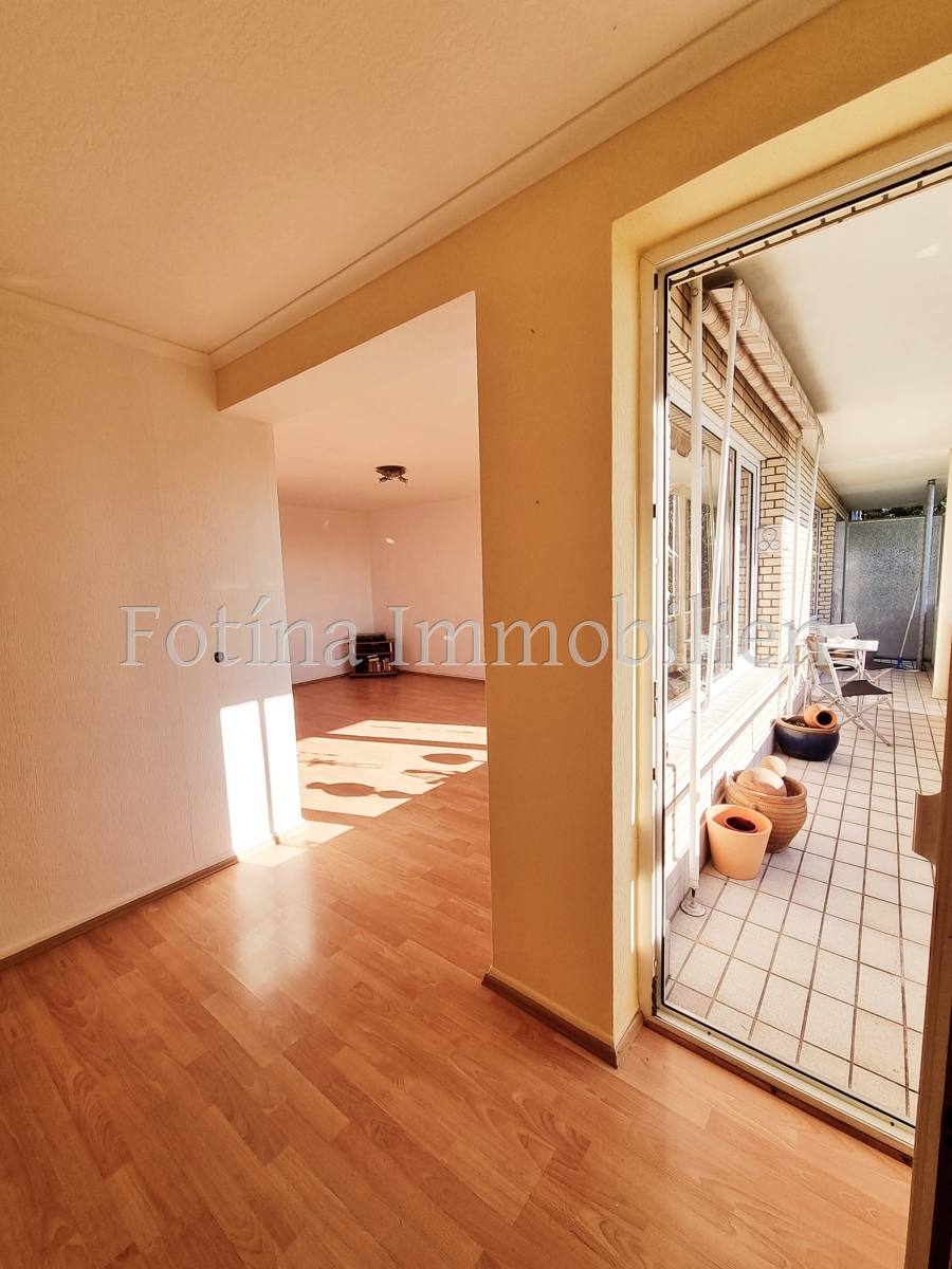 Blick aus dem Esszimmer Etagenwohnung M�nchengladbach