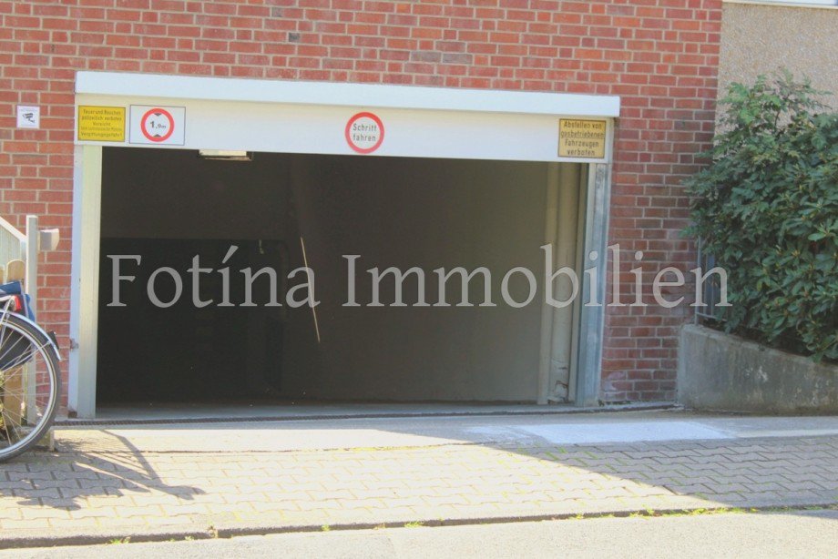 Tiefgaragen-Tor Parkhaus M�nchengladbach
