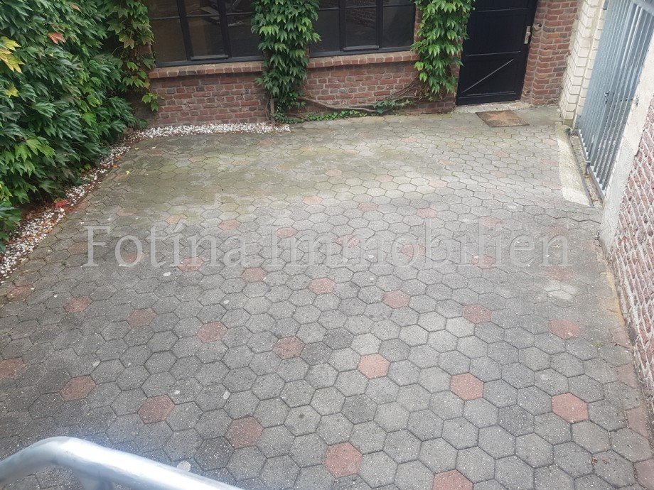 Innenhof Mehrfamilienhaus M�nchengladbach