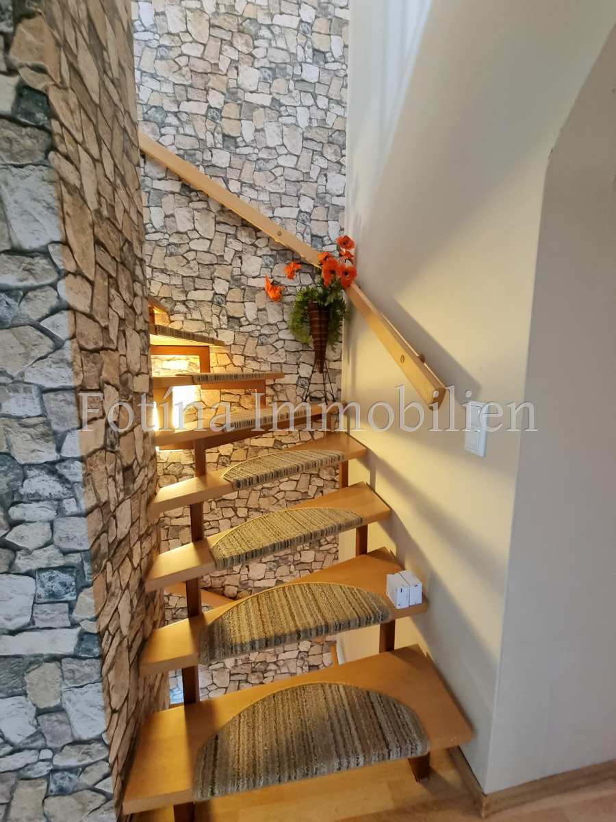 Innentreppe Reihenmittelhaus M�nchengladbach