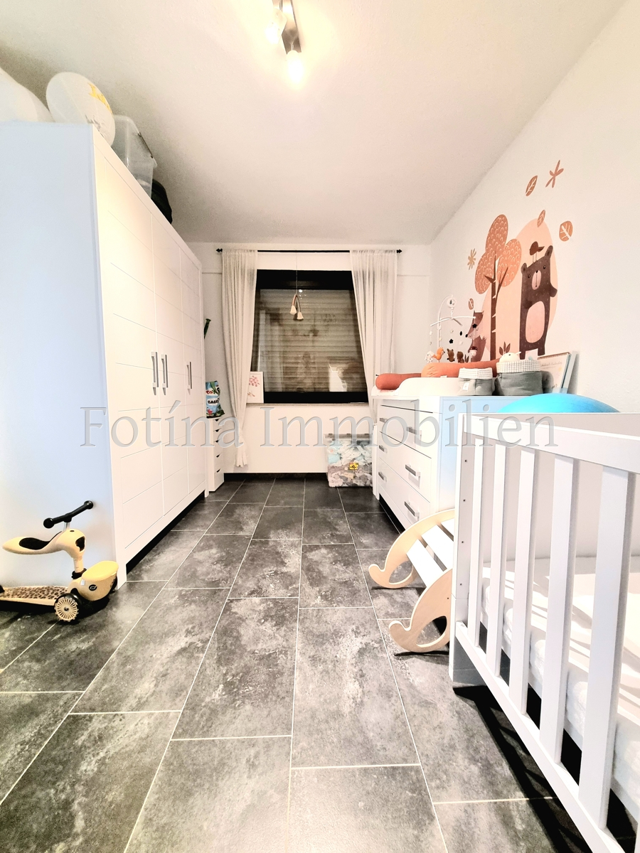 Kindezimmer Maisonettewohnung M�nchengladbach / Schrievers