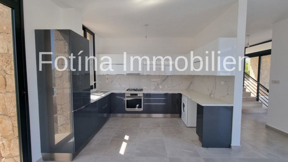  Villa Esentepe, Kyrenia