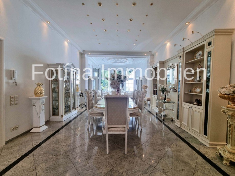 Empfangssalon EG-Residenz Mehrfamilienhaus M�nchengladbach