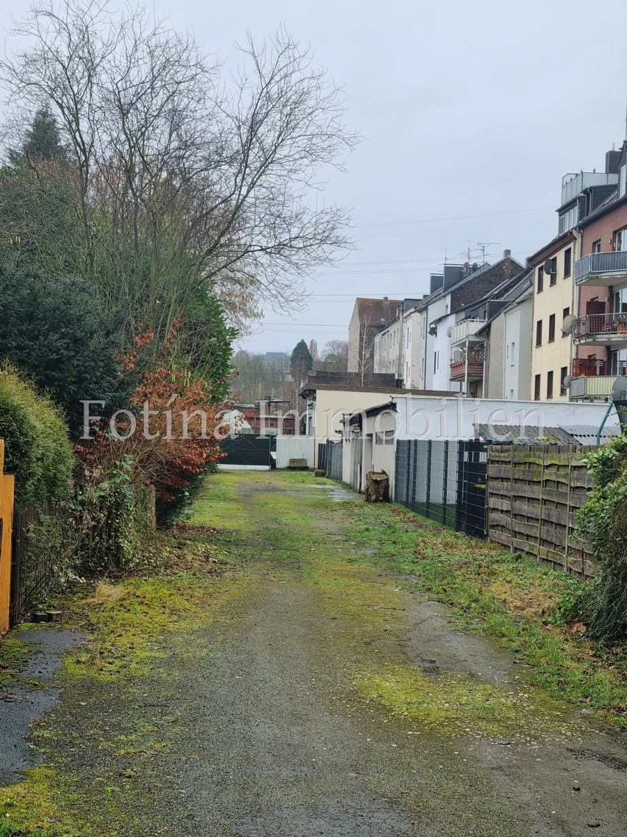 R�ckseite Wohngrundst�ck Essen / Stoppenberg