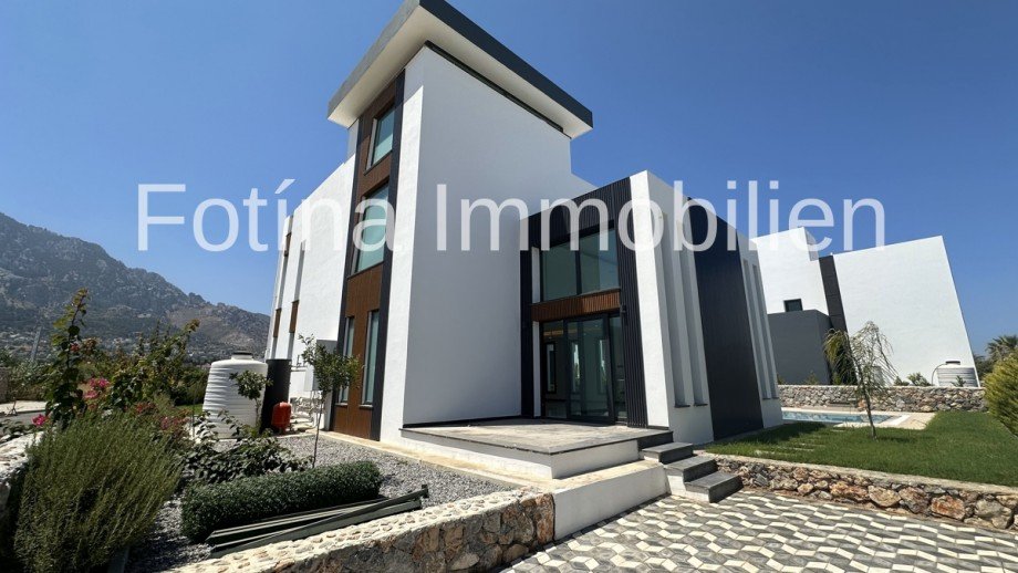  Villa Karsiyaka, Girne