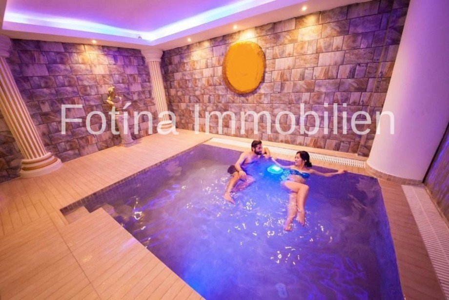 4 Etagenwohnung Long Beach Iskele