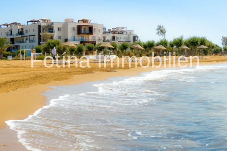 1 Bafra (Iskele) - Famagusta Etagenwohnung Spa-Relax-Resort DIREKT AM SANDSTRAND- bezugsfertige Apartments mit 5D-Meerblick & TOP-Infrastruktur